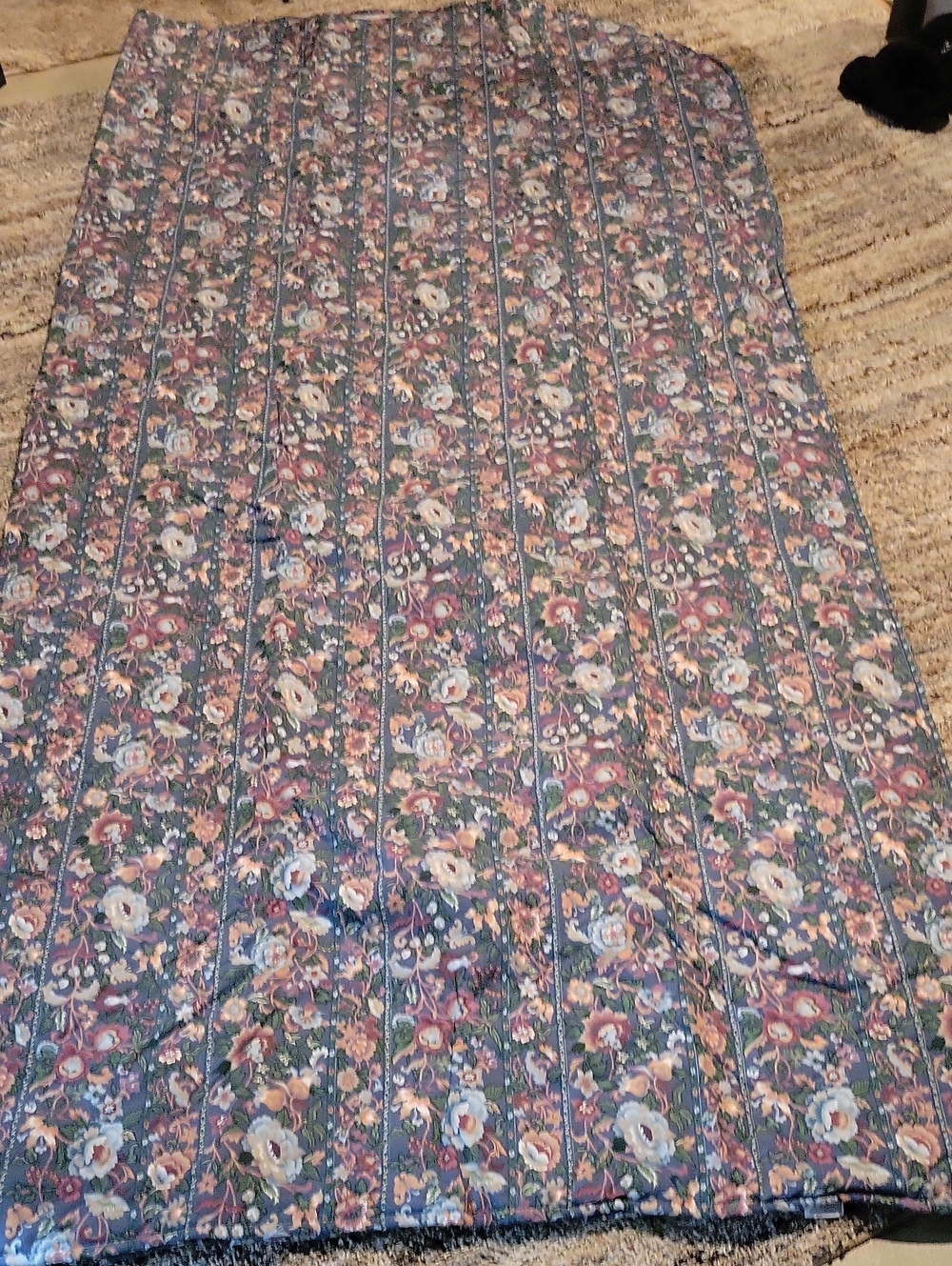 Vintage Cannon Full Size Floral Bedspread Blue and Pink
